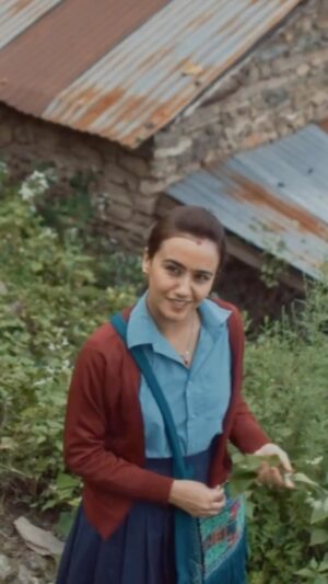 Swastima Khadka Instagram - First song of “BASANTA” is out now on youtube.
A beautiful folk melody close to my heart.
Link on my bio. 🫶🤗