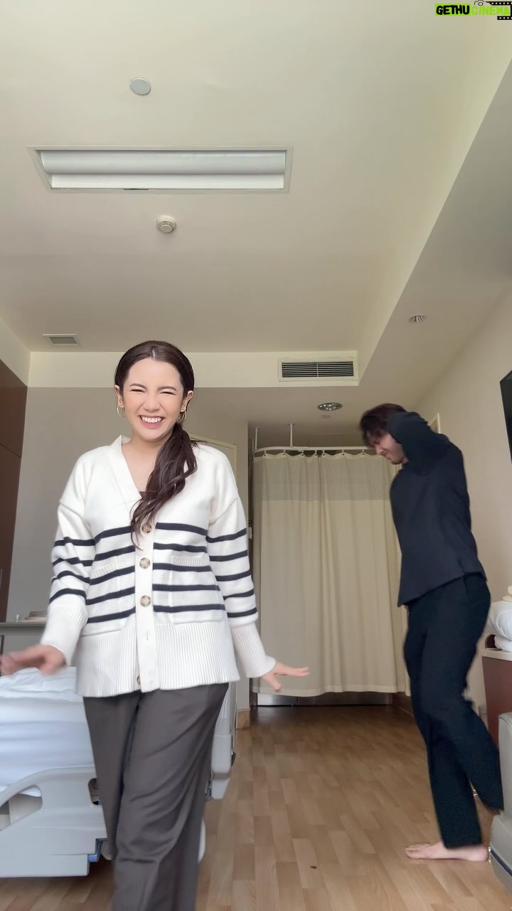 Sweet Qismina - 29.2K Likes - Orang buat dia pun nak jugak, lupa leher tu tengah sakit 🤦🏻♀️😂💞