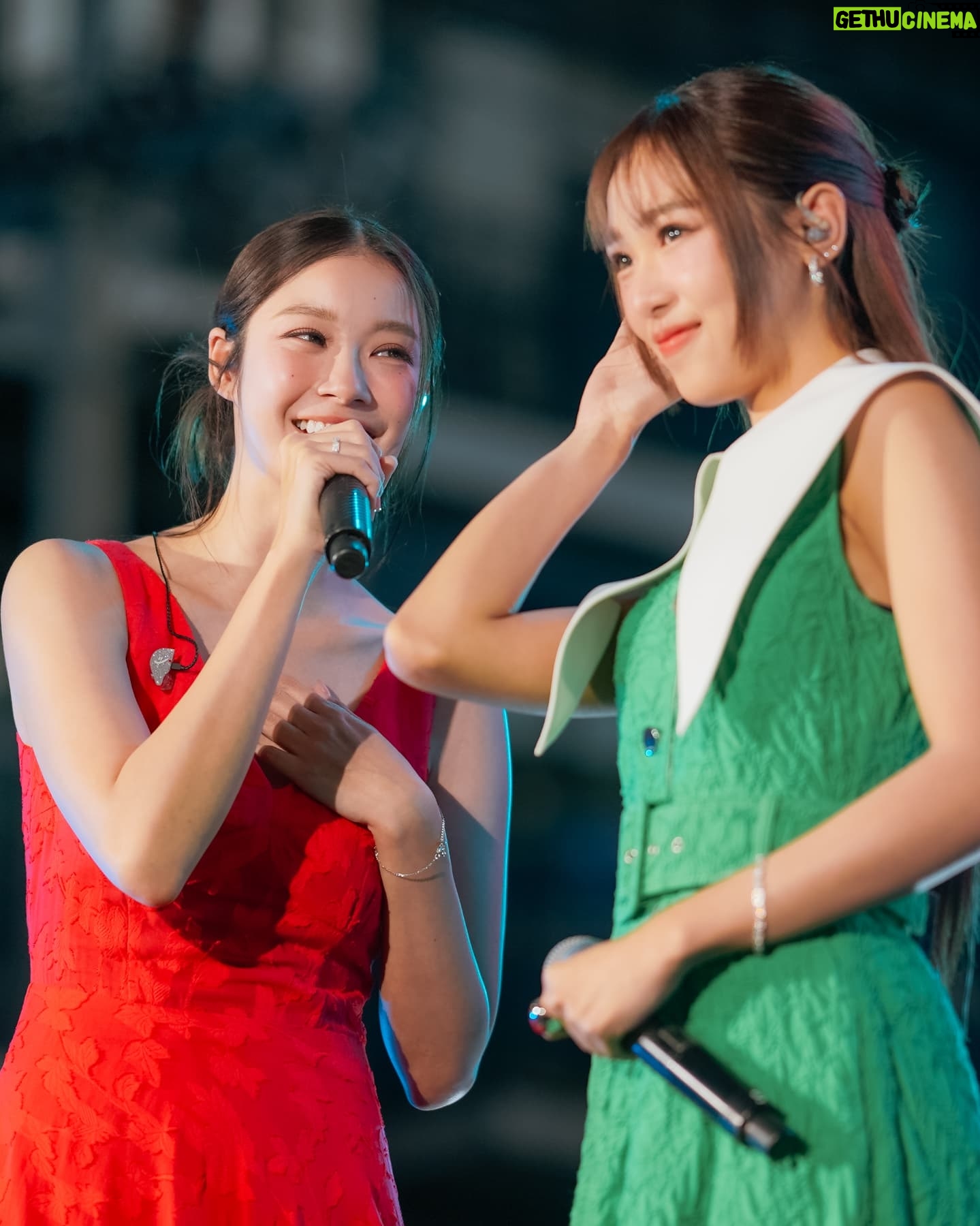Tachakorn Boonlupyanun - 28K Likes - "Grab Merry and munch" in my (2024) memory. 🎄☃️🎅
Many Thanks to khun @mamo_rayko 🙏💚✨️
@njarjarr @moobank_make @mintmeno @piikornlek @saayaa.mmuk