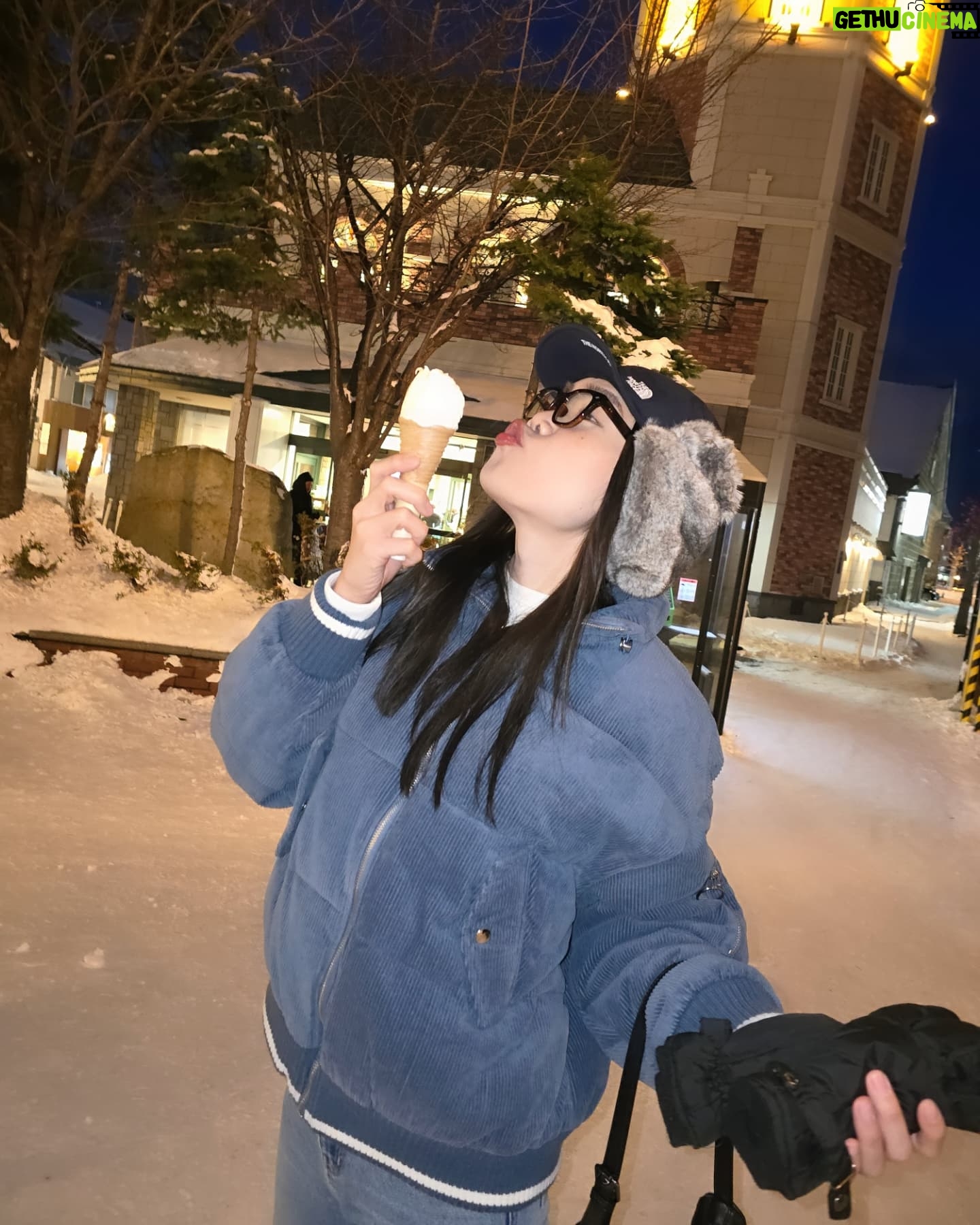 Tachakorn Boonlupyanun - 16.2K Likes - ไม่ยอมกลับหรอกนะ #NekkoxGFinHokkaido
