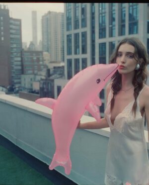 Talia Ryder Instagram - Wow thank u @flauntmagazine 👽🐬💗

Flaunt Magazine Issue 194, Close Encounters
@FlauntMagazine
Photographed by Sean Price Williams
Wearing @ysl by @anthonyvaccarello
Styled by @tarzinichols 
Written by @junokelly
Hair: @natasha_the_only
Makeup: @schuperb
