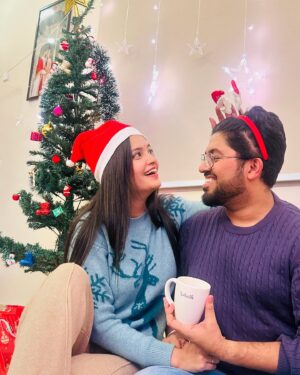 Tamanna Vyas Instagram - A Night to Remember, a Christmas to treasure 💕🎁 

#christmas2024 #christmasnight #christmastree #tamanna #tamannavyas
