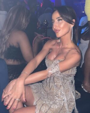 Tamara Turava Instagram - ✨more shine 🥰

@_nonnacollection_