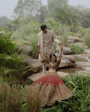 Tanvi Malhara Instagram - Let’s Life Together Mr. Mehta✨♥️

#TanviandPratham

 📷 @whitesage.weddings 
💄@iaayushiisharma