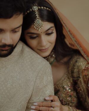 Tanvi Malhara Instagram - Let’s Life Together Mr. Mehta✨♥️

#TanviandPratham

 📷 @whitesage.weddings 
💄@iaayushiisharma