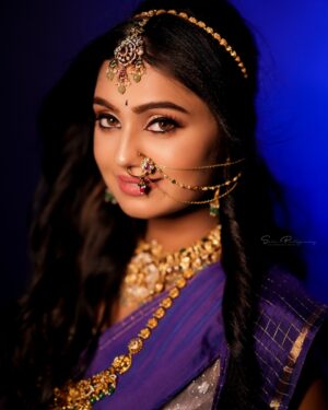 Tanvi Rao Instagram - She wounds her enemies with her eyes 🗡️

Hair, make-up and attire- @makeover_by_shalini_ravi 
Photography- @sadu_photography 

#queen #powerful #photoshoot #fashion #traditoon #tanvirao #actor