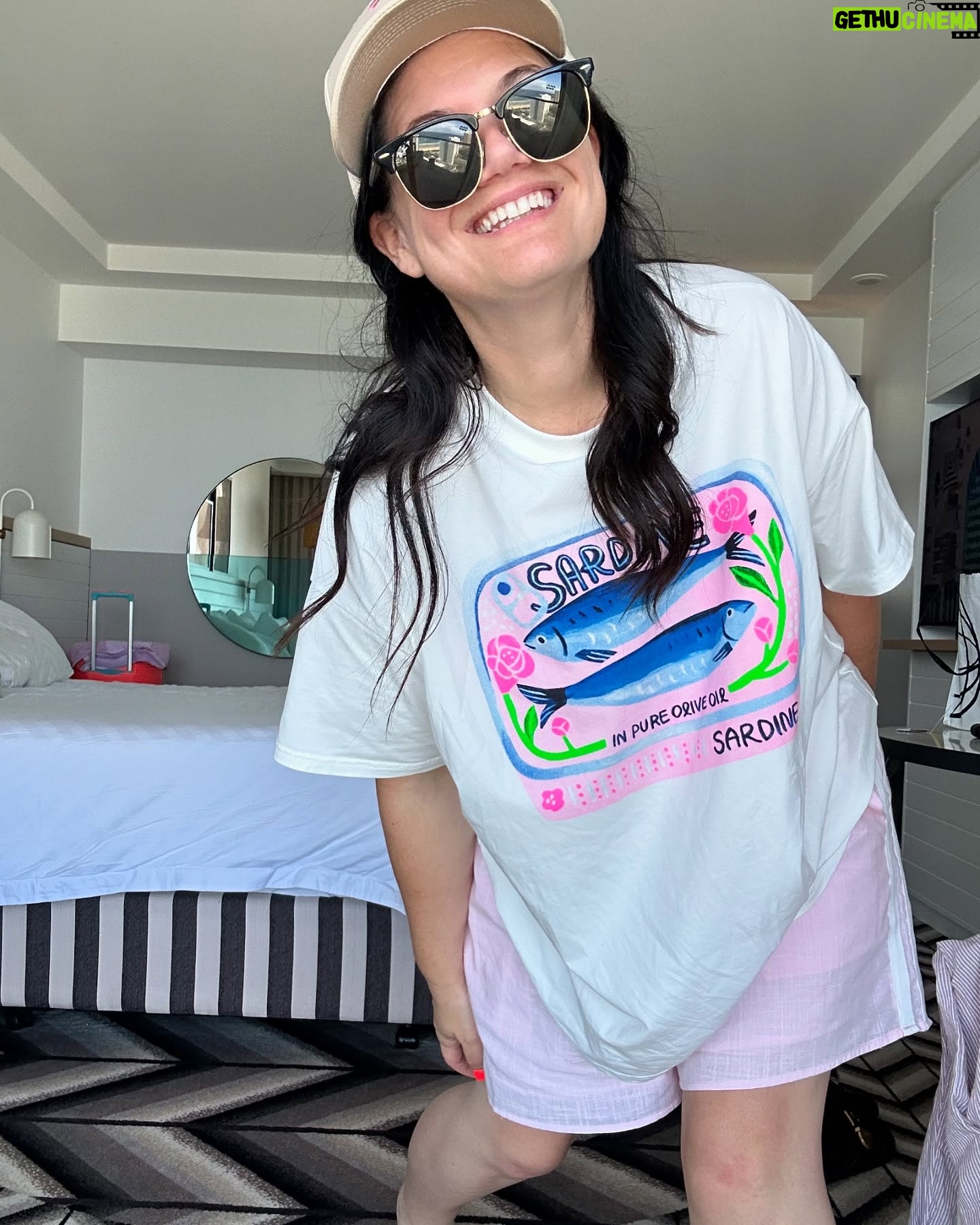 Tanya Hennessy - 4.2K Likes - God, I hope I grow up to be an old eccentric person who only wears pink 🩷🌸💖🌷 set is from @everandmapleflowers in Toowoomba.