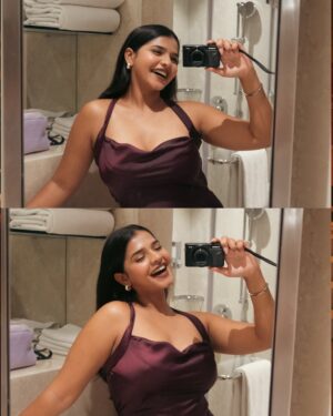 Tarini Shah Instagram - what is your color of the season ✨

dress by @shopdiris
