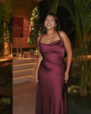 Tarini Shah Instagram - what is your color of the season ✨

dress by @shopdiris