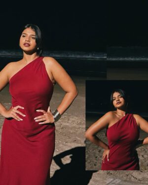Tarini Shah Instagram - I was hungry so i ate (ifykyk)

obsessed with this dress from @summersomewhereshop