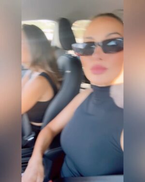 Tasya Teles Instagram - Queens of Rings, and beautiful things…popcorn, fire drills and UFOs….? 🛸  What a day at the @newportbeachfilmfest !

So proud of Em and the collection of powerhouses alongside her.  This is an epic movie you don’t wanna miss! So inspired. Congrats to the entire team! Follow account below for updates ! 👑💪❤️🎬🎥🍿

@queenofthering 
@newportbeachfilmfest