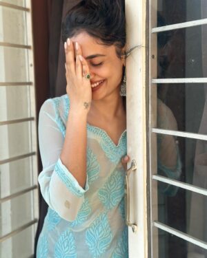 Teju Ashwini Instagram - Captured by my fav little photographer ❤️😘

 #CandidMoments #NieceLove”