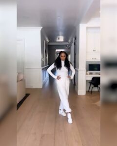 Actress Tia Mowry HD Photos and Wallpapers January 2025