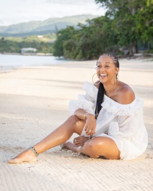 Tia Mowry Instagram - What a year it’s been!! 🥹✨ I’ve had so much fun sharing my life, my work, and so many special moments with all of you. 💖 From laughter to love, it’s been a YEAR of GRATITUDE. 🙏🏼 Here are some favorite moments from 2024 – thank you so much for being my ride or dies. I truly see you. Your love and support mean everything. Thank you for being  on this amazing journey with me! 🥰 I’m SO excited for what’s to come in 2025. Let’s keep growing, laughing, and living our best lives together!