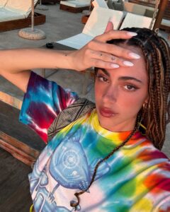 Actress Tini Stoessel HD Photos and Wallpapers January 2025
