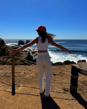 Tita Ureta Instagram - CONCURSO FLASH 🌊⚡️

Te gustaría escaparte a Pichilemu? 

GANA 1 estadía en @delmarpichilemu para ti   1 acompañante con desayuno y sauna incluido 

CÓMO PARTICIPAR
•Sigue a @titaureta @delmarpichilemu 
•Ponle like a esta publicación 
•Comenta con quien te gustaría ir
Y si compartes esta publicación, más posibilidades tienes de ganar 

CONCURSA HASTA EL DOMINGO

*Los ganadores/as se darán en este post 

MUCHA SUERTE !