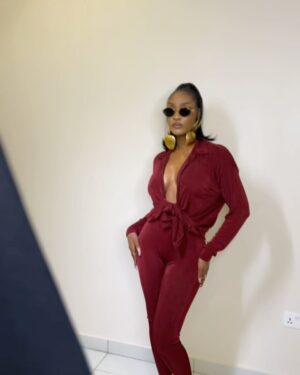 Toni Tones Instagram - Happy new year babies!
🌪️🌪️🌪️

So I’ve committed to posting a lot more this year, encourage me please 😩, No more just keeping content on my phone, I must be blessing you with all this gorgeousness! 

So If you see I haven’t posted in 3 or 4 days, please leave me a comment or send me a DM and drag me by my shirt, ok? 🤝
Love you! 🤍

What slide is your fav? 💋 

📷 @g.o.dstudios_