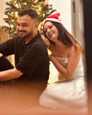 Tonni Laha Roy Instagram - The true spirit of Christmas lies in your heart 🎄🧑‍🎄 ☃️

#merrychristmas #chistmas #love #instagood #fashion #instalike #foryou #fyp #christmastree #chistmasdecor  #beautiful #december #photooftheday #photography #art #picoftheday #xmas #winter #trending #happynewyear #newyear #christmasmood #happy #christmasspirit