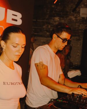 Tove Lo Instagram - 2024 you absolute whorrrreeeee 🔪 HEAT, Cave, My Oh My, Love Bites, Ladies if Leisure, Ibiza > London > I iza > London > Ibiza > London, Glasto, my brother getting MARRIED, Kenya, Habits hitting 1 billi and so much friendship inbetween 🧚‍♀️ going back into the studio now, happy holidays all my lovely freaks xxx