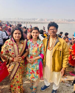 Trupti Mirambika Instagram - Triveni sangam 2025♥️🙏🔱
#mahakumbhmela2025 #sangam #yatra #tirtha #utarpradesh🕌🕌 #prayagraj #river #godbless #prayer #love #creator #instagram #truptimirambika❤ #viral #todaypost