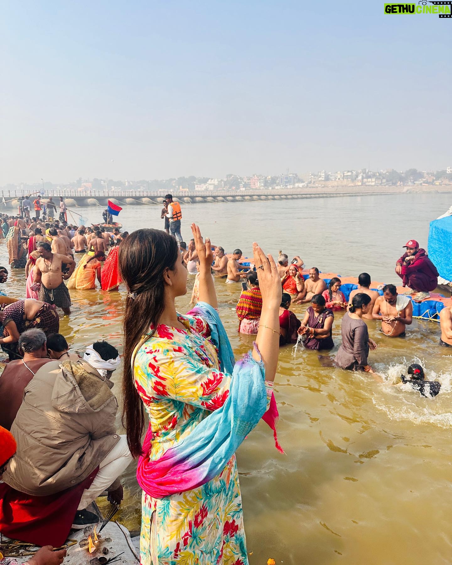 Trupti Mirambika - 1.9K Likes - Triveni sangam 2025♥️🙏🔱
#mahakumbhmela2025 #sangam #yatra #tirtha #utarpradesh🕌🕌 #prayagraj #river #godbless #prayer #love #creator #instagram #truptimirambika❤ #viral #todaypost