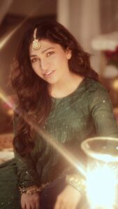 Actress Tulsi Kumar HD Photos and Wallpapers January 2025