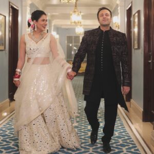Twinkle R. Vasisht Instagram - You be the prince and i ll be the princess....its a love story.... so glad that i said Yes❤️🥰🥰😍🧿

@harsh_tags