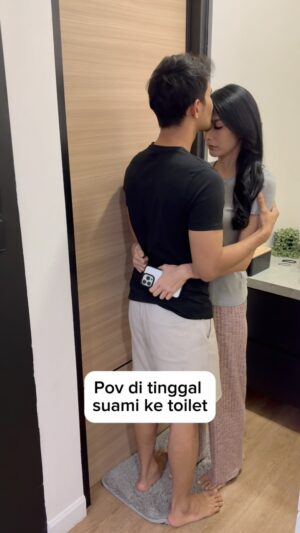 Tyas Mirasih Instagram - Ada yang senasib ngga sih? Suami kalo ke toilet kek ribuan tahun lamanya? 😤