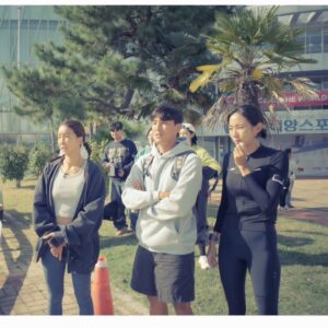 Uie Instagram - .
우리의 마지막 엔딩
오늘저녁 5시 50분💢
tvn 무쇠소녀단
#무쇠소녀단