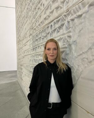 Uma Thurman Instagram - So many beautiful things to see… @visitabudhabi