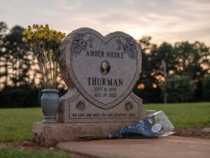 Uma Thurman Instagram - Keep Amber and her six-year-old son in your heart. Amber’s death was ruled preventable — a death that could be considered MANSLAUGHTER by the state, having disabled healthcare and hospitals from saving women’s lives.