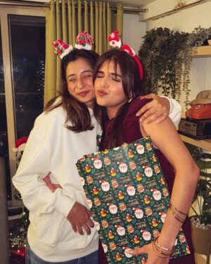 Unnati Malharkar Instagram - It’s the most wonderful time of the year!🥰♥️