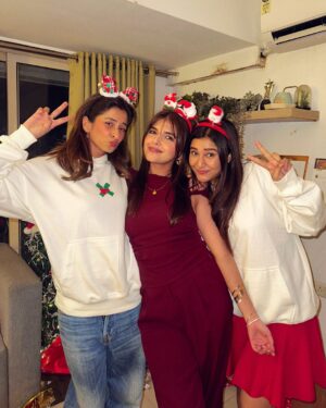 Unnati Malharkar Instagram - It’s the most wonderful time of the year!🥰♥️