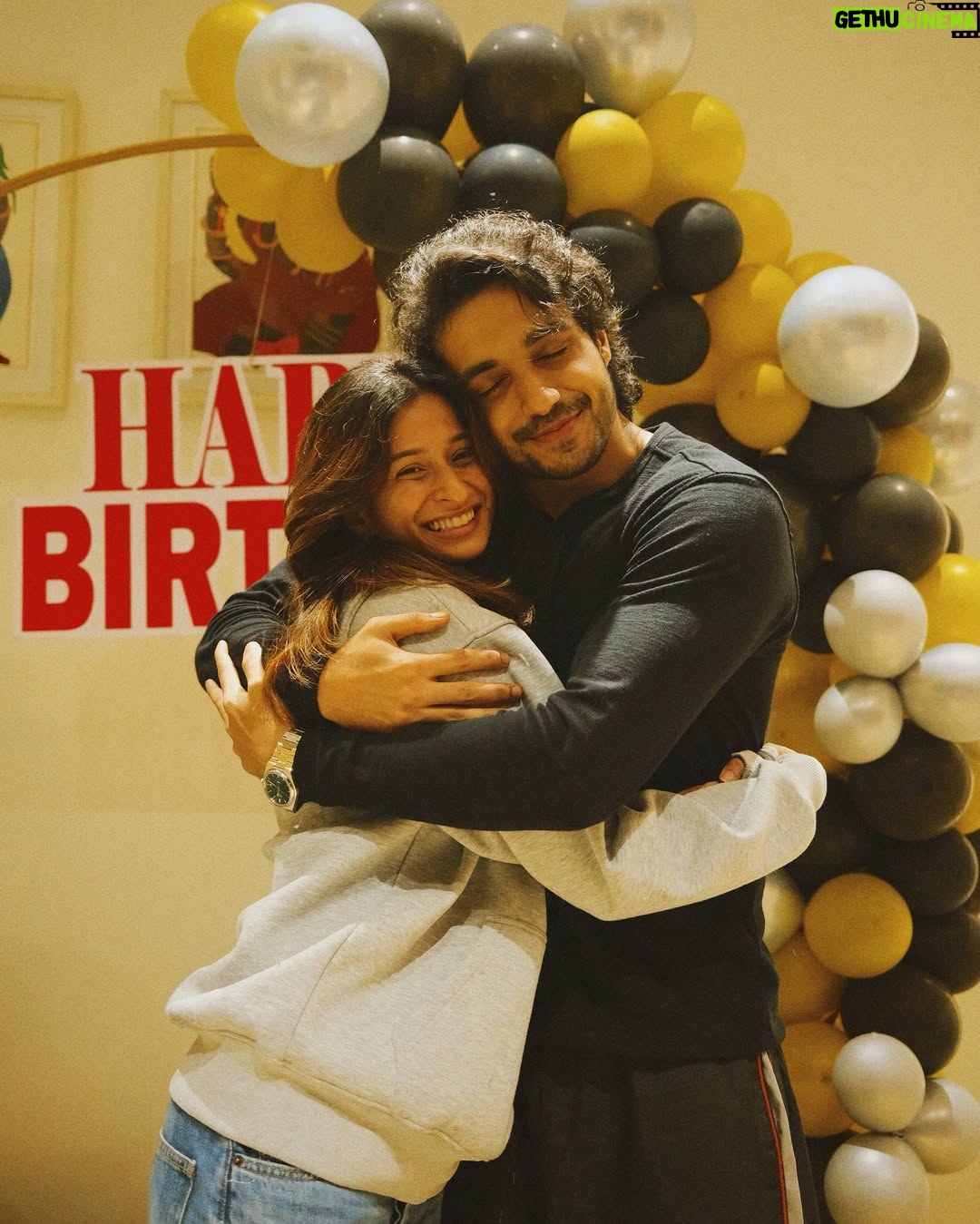 Unnati Malharkar - 93.3K Likes - Happiest birthday Bestie!👫🏼 years have gone by but our bond has only gotten stronger! You’re one of the most empathetic person I know, it’s one of your best traits! You’ve been there for me during the mess and also the best, you’ve seen it all, thankyou for sticking by! There are a lot of thankyouus but mainly thankyou for never saying no for a movie😂 There’s so much I want to see you achieve and it’s not that far my friend, one step at a time but one thing that I know for sure is that you will surely reach the top! You’re so talented, which I don’t think you fully know of, rukna nahi hai bus! Coming year is YOUR year & I just know it! A sea of people, cheering your name and I will always be one of them! TeeKayZeee, hamesha sath!🤞🏻 Love you sooooo much!♥️🫶🏻✨🎙️
