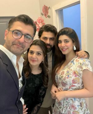 Urwa Hocane Instagram - Aara’s 1 month birthday celebrations have been the perfect end to our USA trip ! Alhumdulillah for family! Hello Pakistan! 🎂💫💖🎉🎈
@farhan_saeed @ghazalarahat @nimra30 @salmansbutt @asher._.hill @faris_saeed1207