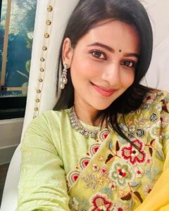 Actress Ushasi Ray HD Photos and Wallpapers December 2024