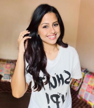 Vaibhavi Kapoor Instagram - @godevils

Fits like a dream - Comfortable & Cosy. 
Brand Pr @ishreen_vadi