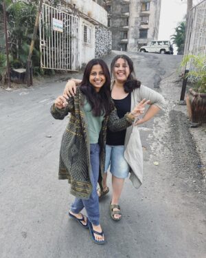 Vaibhavi Kapoor Instagram - Unexpected meetings are the best❤️🥂