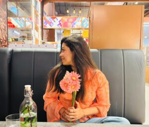Vaibhavi Kapoor Instagram - Jane kyu dil jaanta hai tu hai toh I’ll be alright! 💕

#endingthisyearwithmybae 
#lastday2023