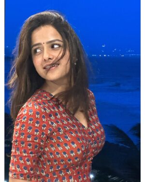 Vaishnavi Chaitanya Instagram - ✨ “Let the wind play with your hair, let the sea set you free, let the song touch your soul.” ✨
.
.
.
#wind #sea #song 🫰🏻