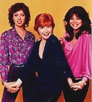 Valerie Bertinelli Instagram - ♥️ #mondaymemories
One Day at a Time debuted on this day in 1975