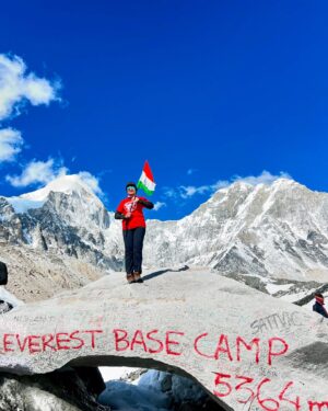 Vandana Lalwani Instagram - Everest Base Camp 8th Oct 2024. 
Bucketlist ✅

Conquered the toughest challenge, both mind and body pushed to the limit, and I’ve never felt more alive. Everest Base Camp: The hardest climb, the greatest achievement 🏔 

#MindOverMatter #BucketListAchieved #EverestBaseCamp #everestbasecamptrek #everestbasecampoct2024 #nepal #trekking #everest #vandanalalwani
