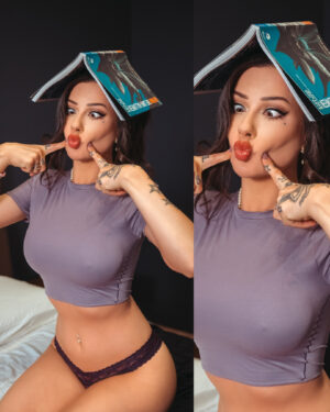 Vera Bambi Instagram - It's 2024, you didn't know you could download comic books directly into your brain with this technique? pffft Get it together