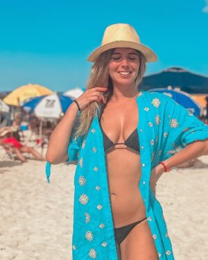Veronica Bianchi Instagram - 🍉🇧🇷recarga de batería modo activado 🔛😎