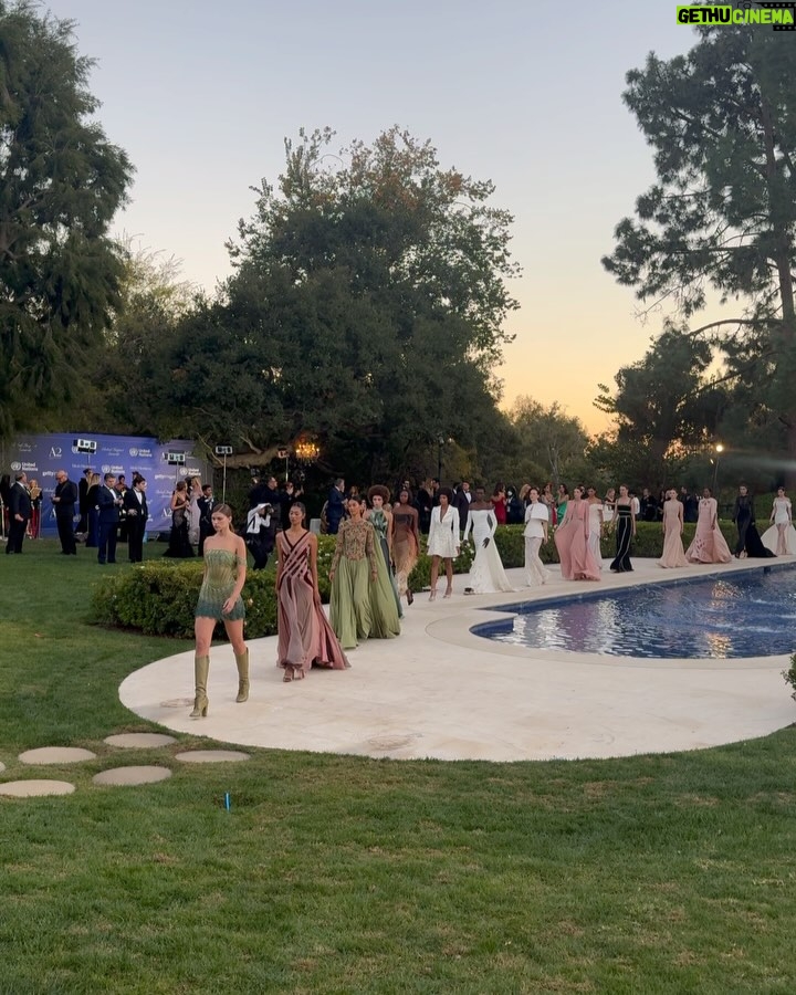Victoria Jancke - 10.5K Likes - ✨Honored to receive the @unitednations Global Impact Award for Community Building✨

Last night in Los Angeles, I had the incredible honor of receiving the Global Impact Award for Community Building from the United Nations . This recognition feels like a dream come true, and I am deeply humbled and grateful.

@grow__and_glow_women isn’t just a mission—it’s my life’s work. My passion is to help women feel safe in their femininity and to create a powerful community of women who uplift and support one another.

This award is a testament to the countless women who have joined me on this journey. Together, we are rewriting narratives, healing, and thriving—not just as individuals but as a united, empowered collective.

Thank you to everyone who has been part of this journey. This award is for all of us, a reminder that when women stand together, we create something extraordinary.

Here’s to a future filled with love, empowerment, and limitless potential. 💫 Where the feminine and the masculine co-exist and support each other. 

Photos by amazing @adrianthephotographer 

#GlobalImpactAward #UnitedNations #GrowAndGlow #Empowerment #WomenSupportingWomen