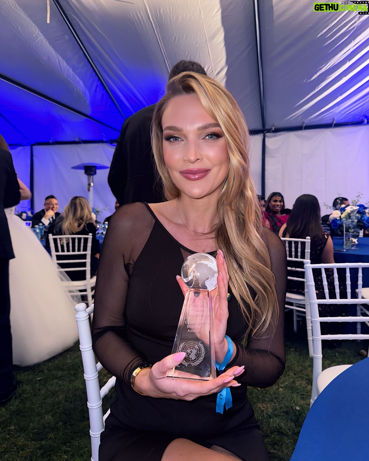 Victoria Jancke - 10.5K Likes - ✨Honored to receive the @unitednations Global Impact Award for Community Building✨

Last night in Los Angeles, I had the incredible honor of receiving the Global Impact Award for Community Building from the United Nations . This recognition feels like a dream come true, and I am deeply humbled and grateful.

@grow__and_glow_women isn’t just a mission—it’s my life’s work. My passion is to help women feel safe in their femininity and to create a powerful community of women who uplift and support one another.

This award is a testament to the countless women who have joined me on this journey. Together, we are rewriting narratives, healing, and thriving—not just as individuals but as a united, empowered collective.

Thank you to everyone who has been part of this journey. This award is for all of us, a reminder that when women stand together, we create something extraordinary.

Here’s to a future filled with love, empowerment, and limitless potential. 💫 Where the feminine and the masculine co-exist and support each other. 

Photos by amazing @adrianthephotographer 

#GlobalImpactAward #UnitedNations #GrowAndGlow #Empowerment #WomenSupportingWomen