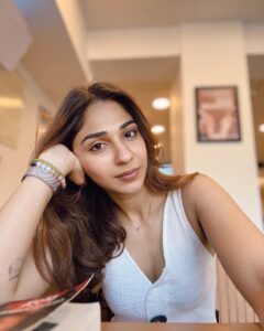 Actress Vidhi Pandya HD Photos and Wallpapers December 2024