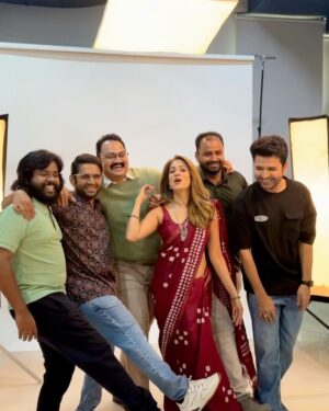 Vidya Malvade Instagram - #SANGEE … in theatres now .
Weekend binge anyone ??

Produced by @yantranafilms and @armoksfilms .

@suprememotionpictures and @satyamjewellers presents

“SANGEE”

Starring
@mrfilmistaani
@isanjaybishnoi
@im_gaurav_more20
@vidyamalavade
@shyamrajpatil
@rohitdashrathrao
@actormartinjishil
@mirajagga
@8ap

Directed by- @director.sumitkulkarni 

Producers:
@rbofficial17, @8ap, @pintusaw.official, Monica Prabhudesai, @pratik.thaakur & @director.sumitkulkarni

Co-Producer - Lalasaheb Shinde, @rlshinde101 and @rahulchopra108 

Story, Screenplay & Dialogues- @vijaysinhthopte

Creative Producer- @ravindra.sarowar

Investor - @_shiv_lokhande_  @rutujaaaaapatil
Associate Producer - @deepalikarmuse @sagarbombleindia @hira_man_11 @kayum9513
Executive Producer- @hemgudepratik10 / @filmmaker_sudhir_bhalerao 
DOP- @s0paan
Marketing - @ShashankKulkarni31
Art Director- @akshay_ambekar_artdirection 
Costume Designer- @gayatrichakradeo 
Makeup Designer- @its_siddhi_artistry 
Associates Director- @yogi_marathimulga 
Assistant Directors- @onkar.7070 , @siddhi_marne , @sonalsingh.06 @d_akkshay_07
Production Head- @the_ultimate_shehzadi
Editor- @hemant.vansh 
Sound Design- Sujit Shingare 
Vfx- Asaraf Shaikh 
Original BG Score- @anurag_mg 
Re-recording Mixer- @sujit.shingare
Sound Design- Utsav Mistry
Singer- @acoustic_manojm
Music- @prajmusic
DI Colorist- Bhushan Sahastrabuddhe
Marketing- @shashankkulkarni31 @amol.karambe
Publicity design - @lokisstudio
PR - Audumber entertainment 
Visual Promotion - @promoshop_in
Digital Promotion - @sociohub.media 

#sangeeposter #BollywoodFilm #NewRelease #17Jan2025 #BigScreenMagic #Sangee #SangeeMovie #newmovie

#Seeyouatthemovies