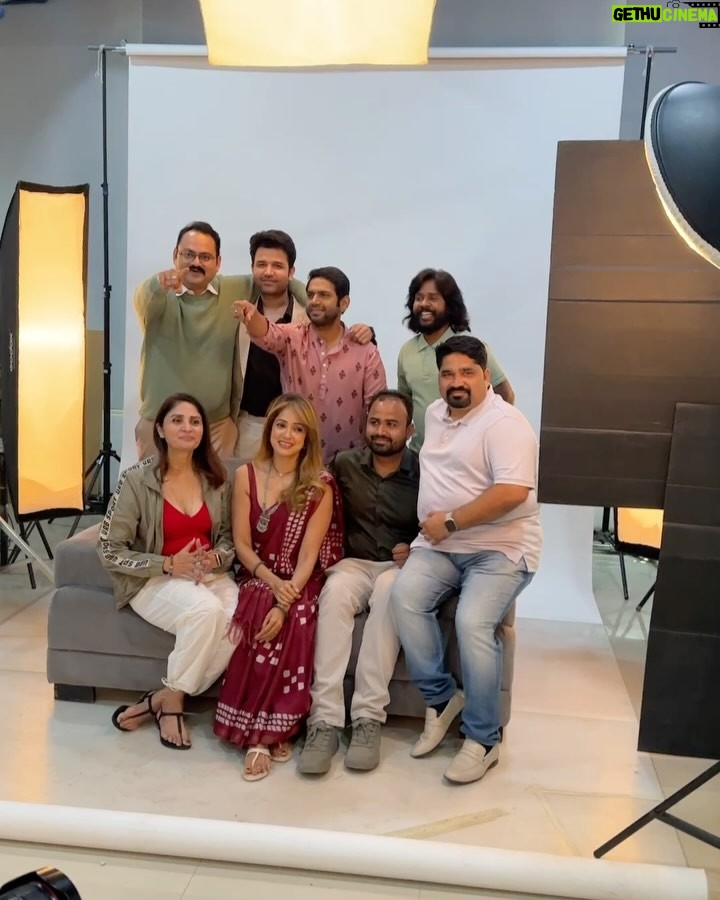 Vidya Malvade - 41K Likes - #SANGEE … in theatres now .
Weekend binge anyone ??
Produced by @yantranafilms and @armoksfilms .
@suprememotionpictures and @satyamjewellers presents
“SANGEE”
Starring
@mrfilmistaani
@isanjaybishnoi
@im_gaurav_more20
@vidyamalavade
@shyamrajpatil
@rohitdashrathrao
@actormartinjishil
@mirajagga
@8ap
Directed by- @director.sumitkulkarni
Producers:
@rbofficial17, @8ap, @pintusaw.official, Monica Prabhudesai, @pratik.thaakur & @director.sumitkulkarni
Co-Producer - Lalasaheb Shinde, @rlshinde101 and @rahulchopra108
Story, Screenplay & Dialogues- @vijaysinhthopte
Creative Producer- @ravindra.sarowar
Investor - @_shiv_lokhande_ @rutujaaaaapatil
Associate Producer - @deepalikarmuse @sagarbombleindia @hira_man_11 @kayum9513
Executive Producer- @hemgudepratik10 / @filmmaker_sudhir_bhalerao
DOP- @s0paan
Marketing - @ShashankKulkarni31
Art Director- @akshay_ambekar_artdirection
Costume Designer- @gayatrichakradeo
Makeup Designer- @its_siddhi_artistry
Associates Director- @yogi_marathimulga
Assistant Directors- @onkar.7070 , @siddhi_marne , @sonalsingh.06 @d_akkshay_07
Production Head- @the_ultimate_shehzadi
Editor- @hemant.vansh
Sound Design- Sujit Shingare
Vfx- Asaraf Shaikh
Original BG Score- @anurag_mg
Re-recording Mixer- @sujit.shingare
Sound Design- Utsav Mistry
Singer- @acoustic_manojm
Music- @prajmusic
DI Colorist- Bhushan Sahastrabuddhe
Marketing- @shashankkulkarni31 @amol.karambe
Publicity design - @lokisstudio
PR - Audumber entertainment
Visual Promotion - @promoshop_in
Digital Promotion - @sociohub.media
#sangeeposter #BollywoodFilm #NewRelease #17Jan2025 #BigScreenMagic #Sangee #SangeeMovie #newmovie
#Seeyouatthemovies