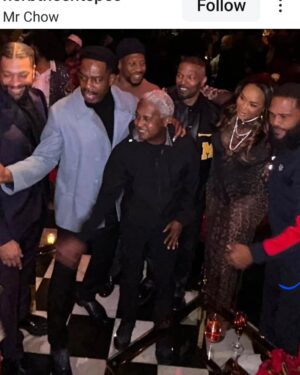 Vivica A. Fox Instagram - GM Dawlings! #AboutLastNite @netflix AWESOME celebration for @iamjamiefoxx "What Had Happened Was" FUNTIMES with AMAZING @anthonyanderson @billbellamy @deraydavis @meagangood #JohnathanMajors & more! Viv's Rocking @jeanpaulgaultier dress @dolcegabbana shoes @shoprocknot ZodiacNecklace @simoneismith hoops @lorraineschwartz bracelets Makeup/Pix @chenoarunningfox Hair @kenyaonhair #LifeIsGood #GodIsGood #Blessed #Respect #GurlPower #VivicaFoxHair #TeamVivica #TeamFox #MyGrindDontStop #LegitimateCareers #BossMoves #LoveWins #Actors #Producers #FILMLIFE #ClassicBadChicks 🔥👏🏾🫅🏽👸🏽🤑👏🏾🔥